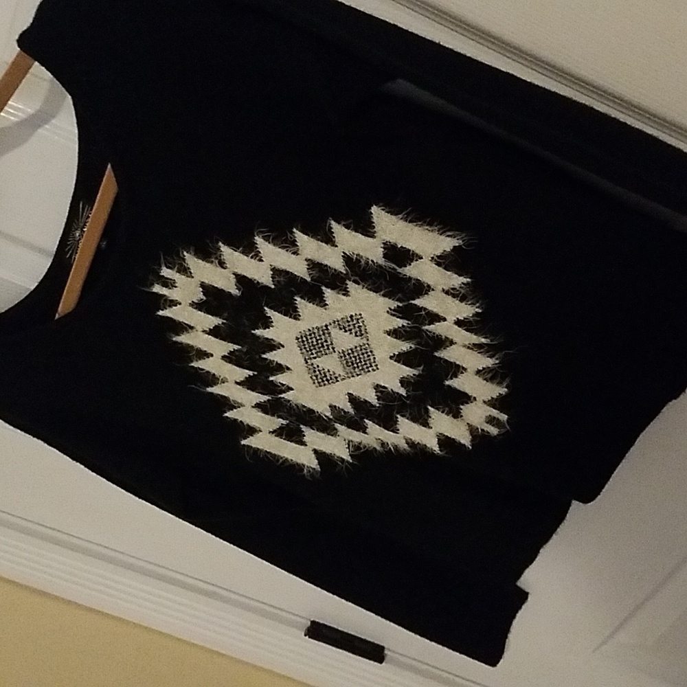 Women's black crew neck sweater by Almost Famous size small
